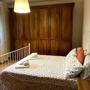 https://giulias-house.it-tuscanyhotel.com
